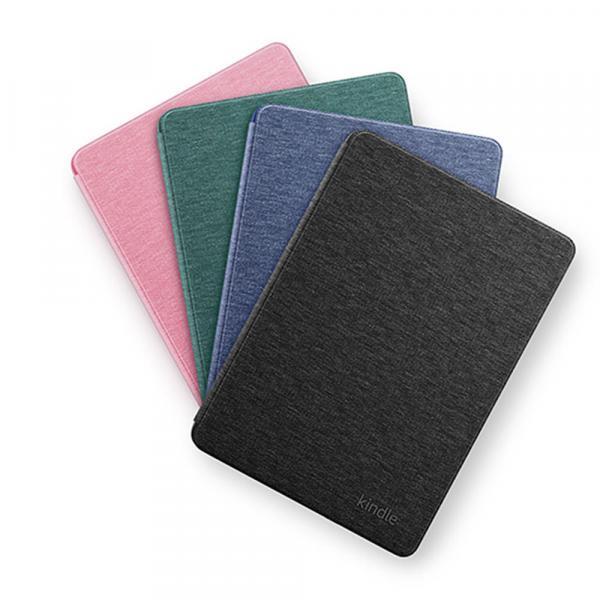 Amazon Kindle 11. Nesil Basic 2022 için tasarlanmış siyah, mavi, yeşil ve pembe renkli kapaklar gösteriliyor, uyumlu kapak özellikleri anlatılıyor.