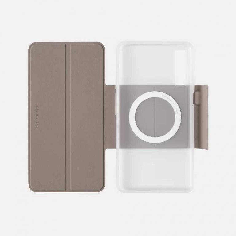 Fildişi renkte Onyx Boox Palma 2 Pro için tasarlanmış, manyetik bağlantılı ikisi bir arada koruyucu kılıfın açık haldeki ön görünümü.